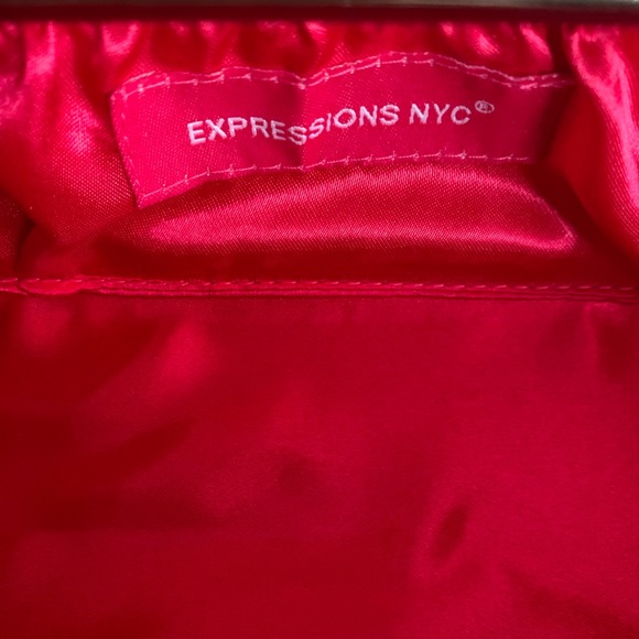 Beautiful Clutch Expressions NYC💕 - Picture 4 of 5